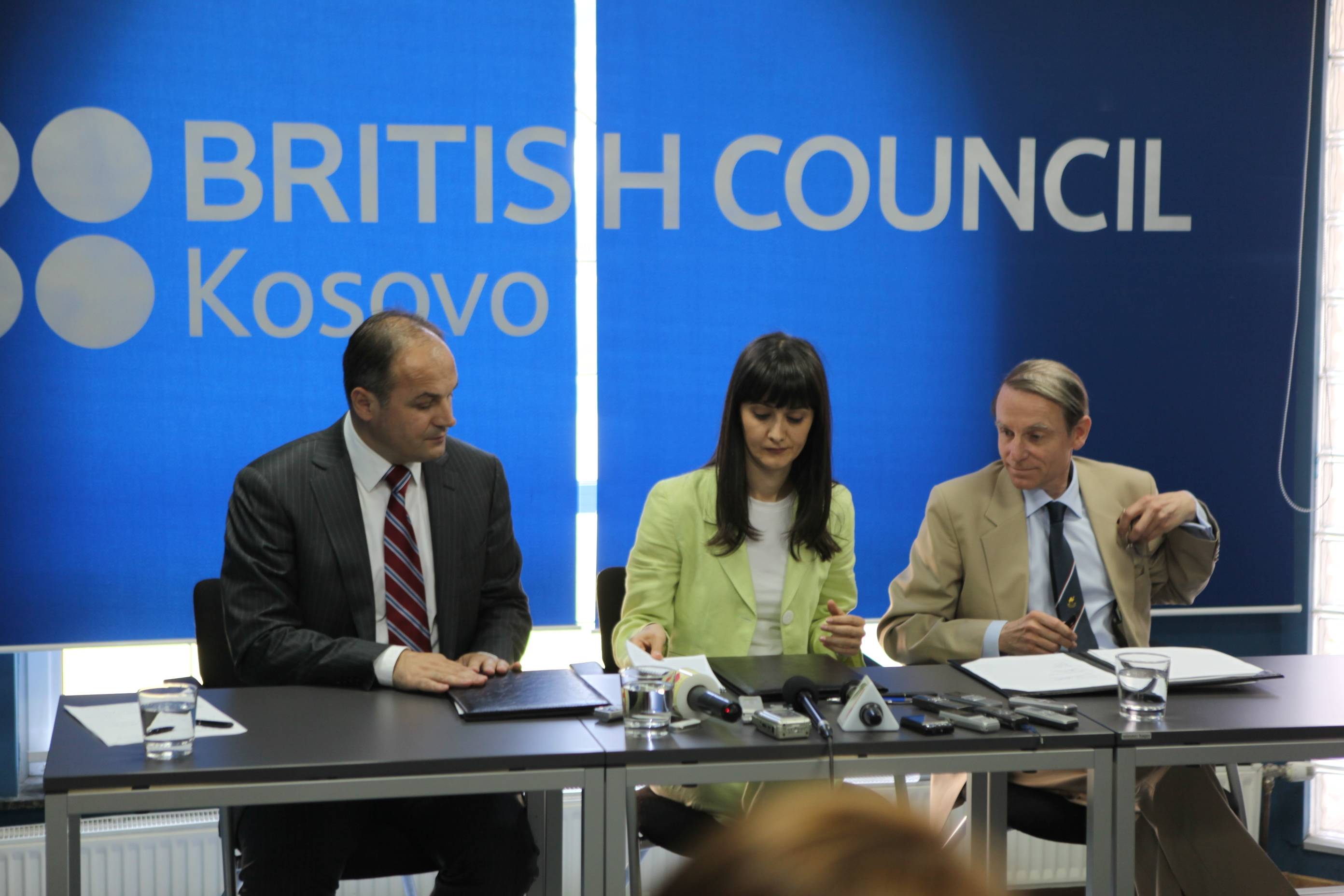 Projekt tre palësh për avancimin e diplomacisë publike të Kosovës