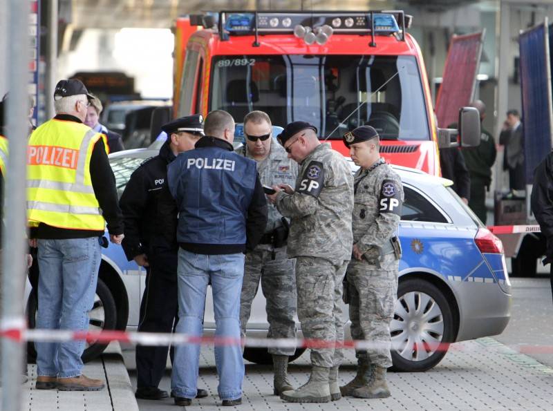 Familjarët të tronditur pas tragjedisë në Frankfurt