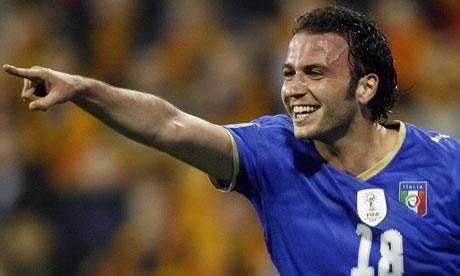 Pazzini kërkon nga Interi të transferoj Montolivon