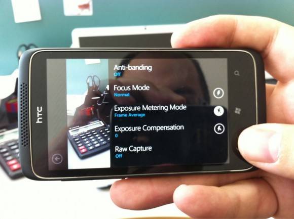 HTC, telefon me kamerë 12 megapixel