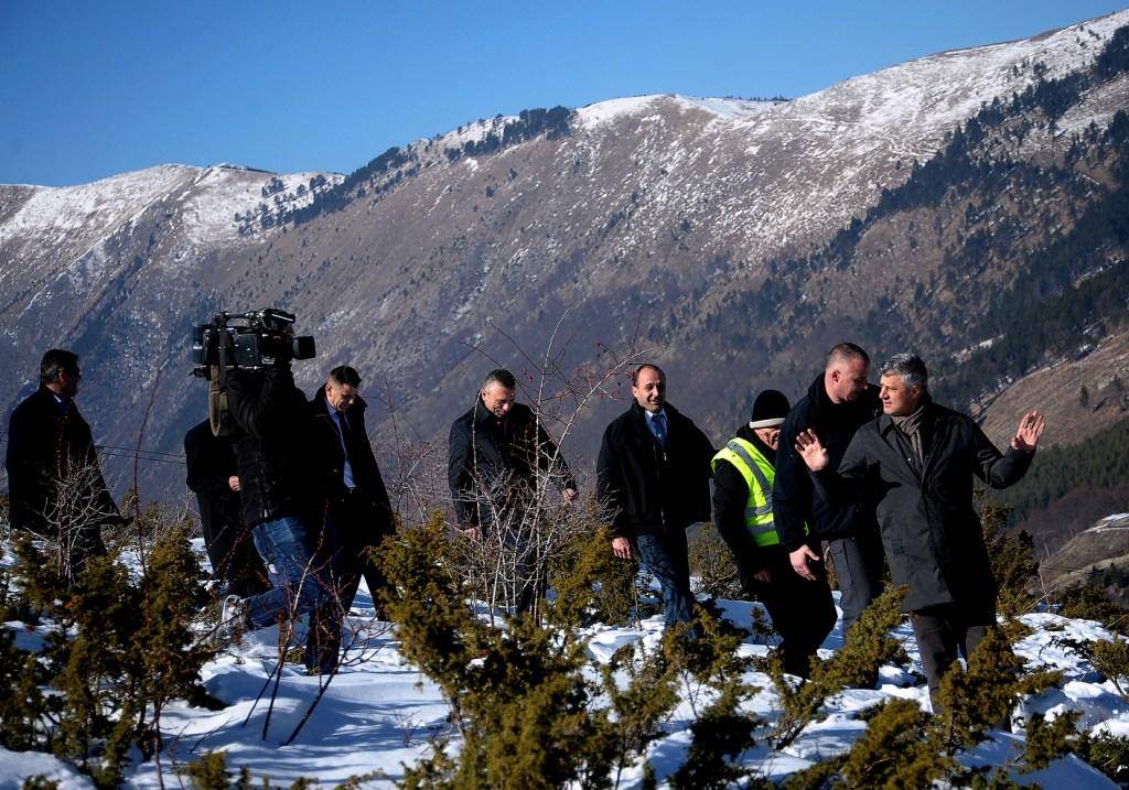 Thaçi mbështet rrënimin e shtëpive pa leje në Prevallë