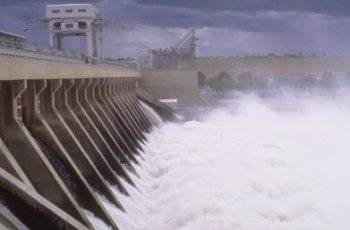 Hidrocentralet e vogla shkatërrojnë lumenjtë dhe rrezikojnë furnizimin me ujë