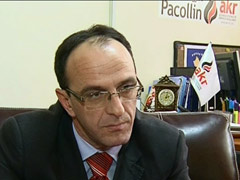 Makolli udhëheqës i përkohshëm i AKR-së