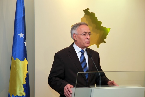 Krasniqi kërkoj bllokimin e mallrave serbe