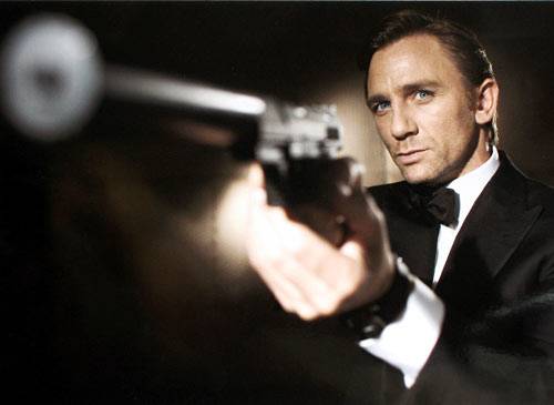 Nisin xhirimet e para të James Bond në Londër