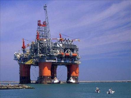 Rosneft zbulon fushë nafte në Arktik