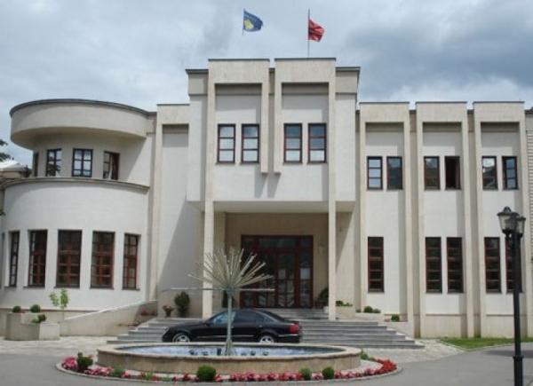 Prizreni rregullon infrastrukturën rrugore me participim