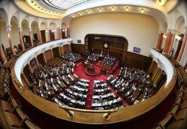 Qeveria e Serbisë sot seancë të jashtëzakonshme për Kosovën