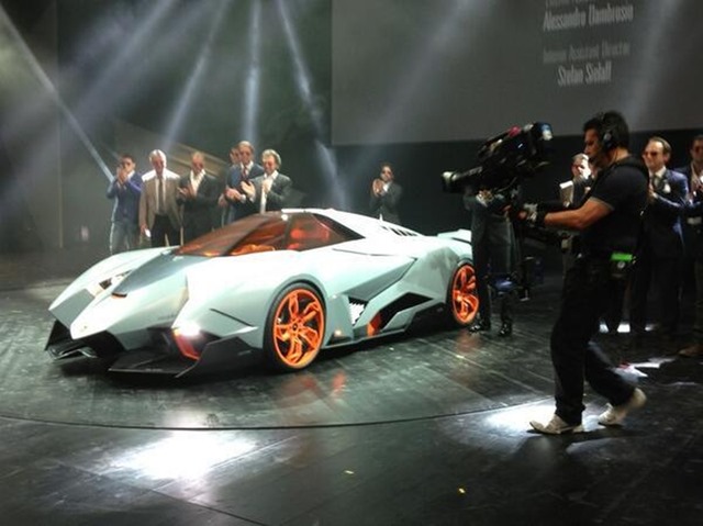 Lamborghini prezantohet në Kinë