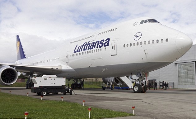 Lufthansa realizon fluturimin e parë të Boeing 747-8