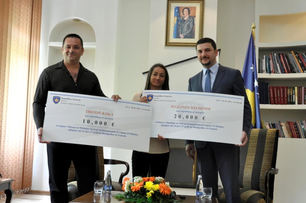 Majlinda Kelmendi shpërblehet me 20 mijë euro