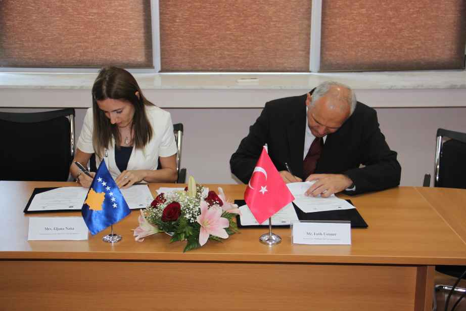 Kosova dhe Turqia nënshkruan bashkëpunimin në Metrologji 