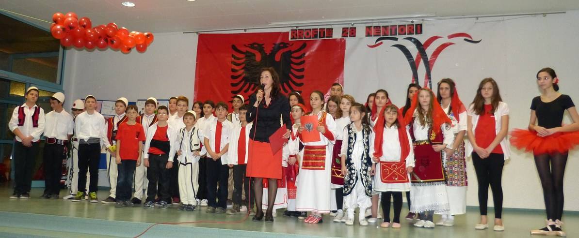 Nxënësit shqiptar në Heidelberg festuan 100 vjetorin e Shqipërisë