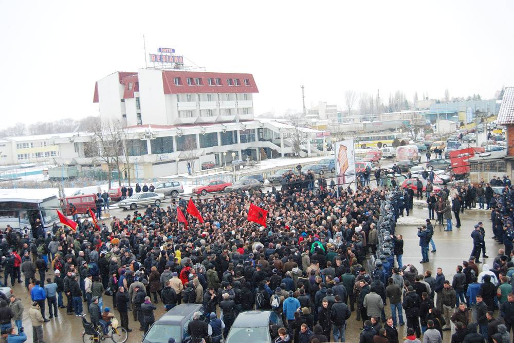 Tensionohet protesta, arrestohen aktivistë të Vetëvendosjes