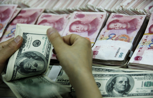 Rekord në kursin e këmbimit dollarit dhe RMB kineze