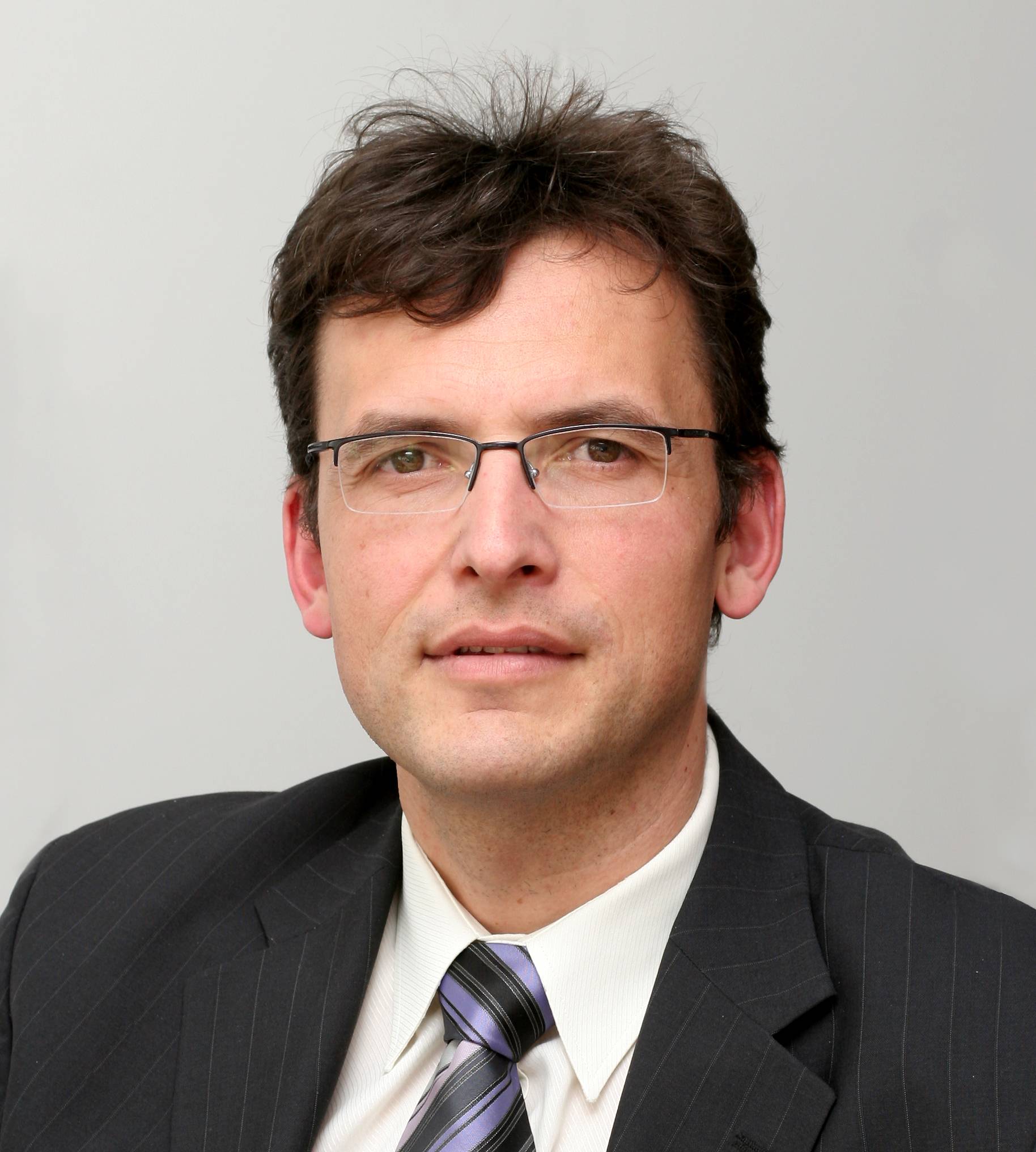 Robert Erzin drejtori i ri IPKO-së