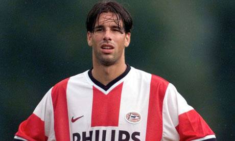 Van Nistelrooy lojtar i Realit