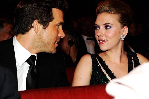 Johansson e Reynolds firmosin divorcin
