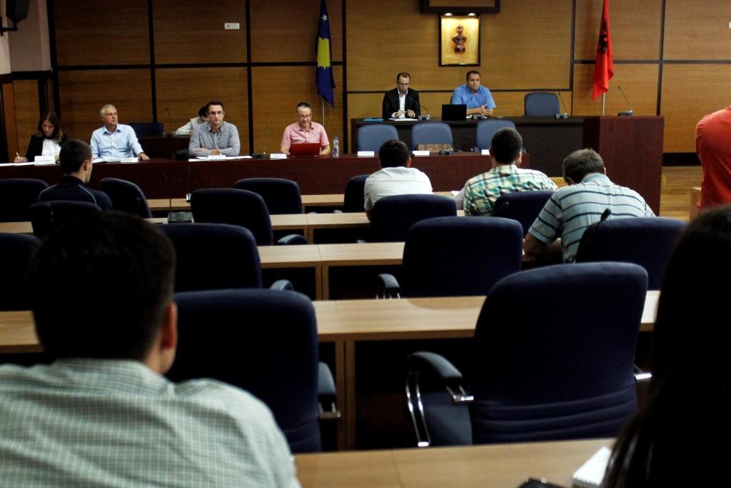 Komuna e Prishtinës hap diskutimet publike për buxhetin 2015