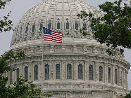 SHBA: Senati miraton ligj për të ndihmuar bizneset e vogla
