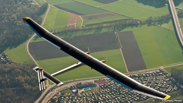 Solar Impulse, avion me energji diellore 