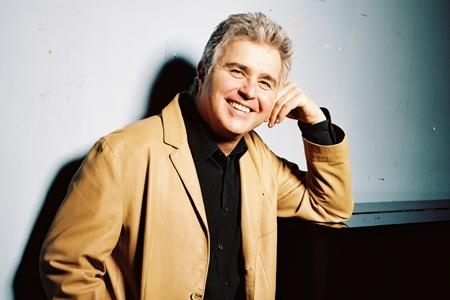 Steve Tyrell përmbledh këngët e tij më të njohura në një album