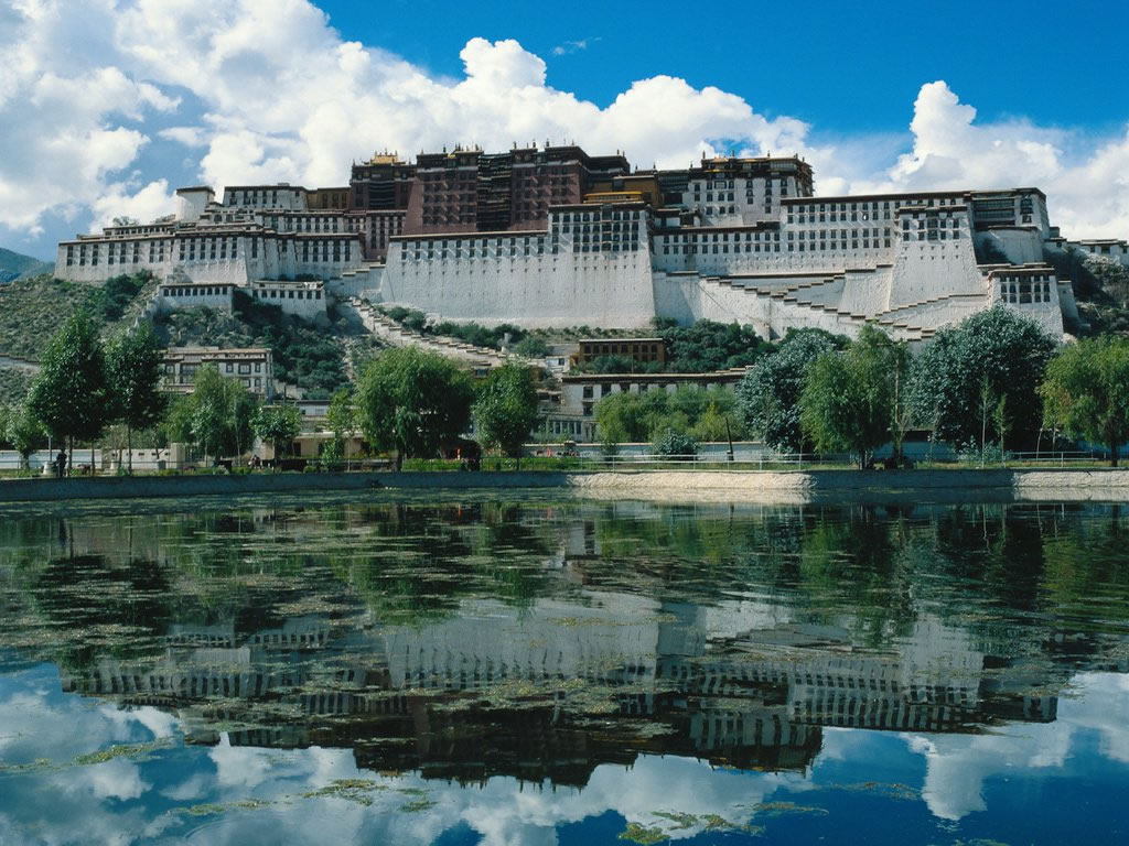 Tibeti do të presë mbi 10 mln turistë