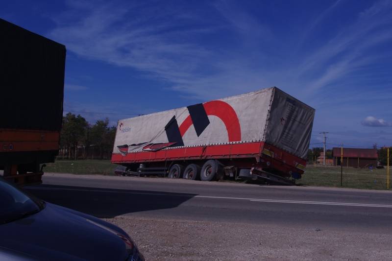 Vetëvendosje serish rrezon një kamion me mallra serbe