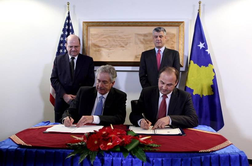 Nënshkruhet marrëveshja për Statusin e Forcave mes SHBA dhe Kosovës