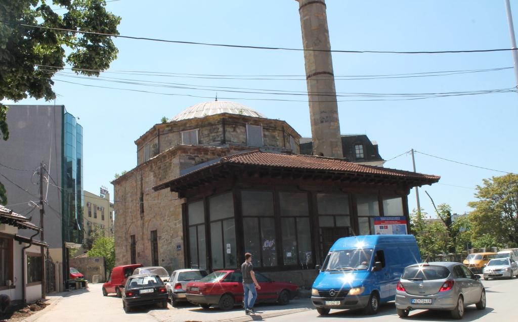 Xhamia e Jashar Pashës në Prishtinë prej tri vitesh pret restaurimin