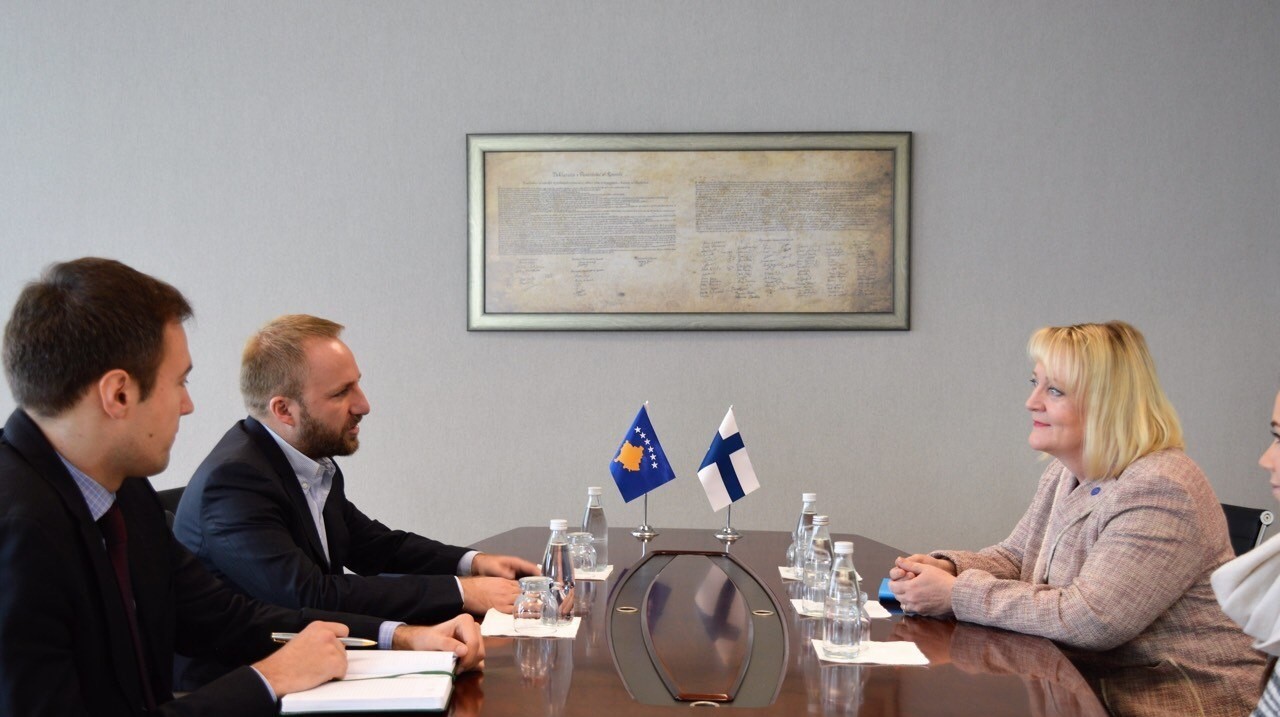 Ambasadorja Huhtamaki shprehu mbështetjen e Finlandës për Kosovën