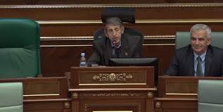 Mikullovci u bën thirrje partive t’i lënë inatet, të krijojnë institucionet