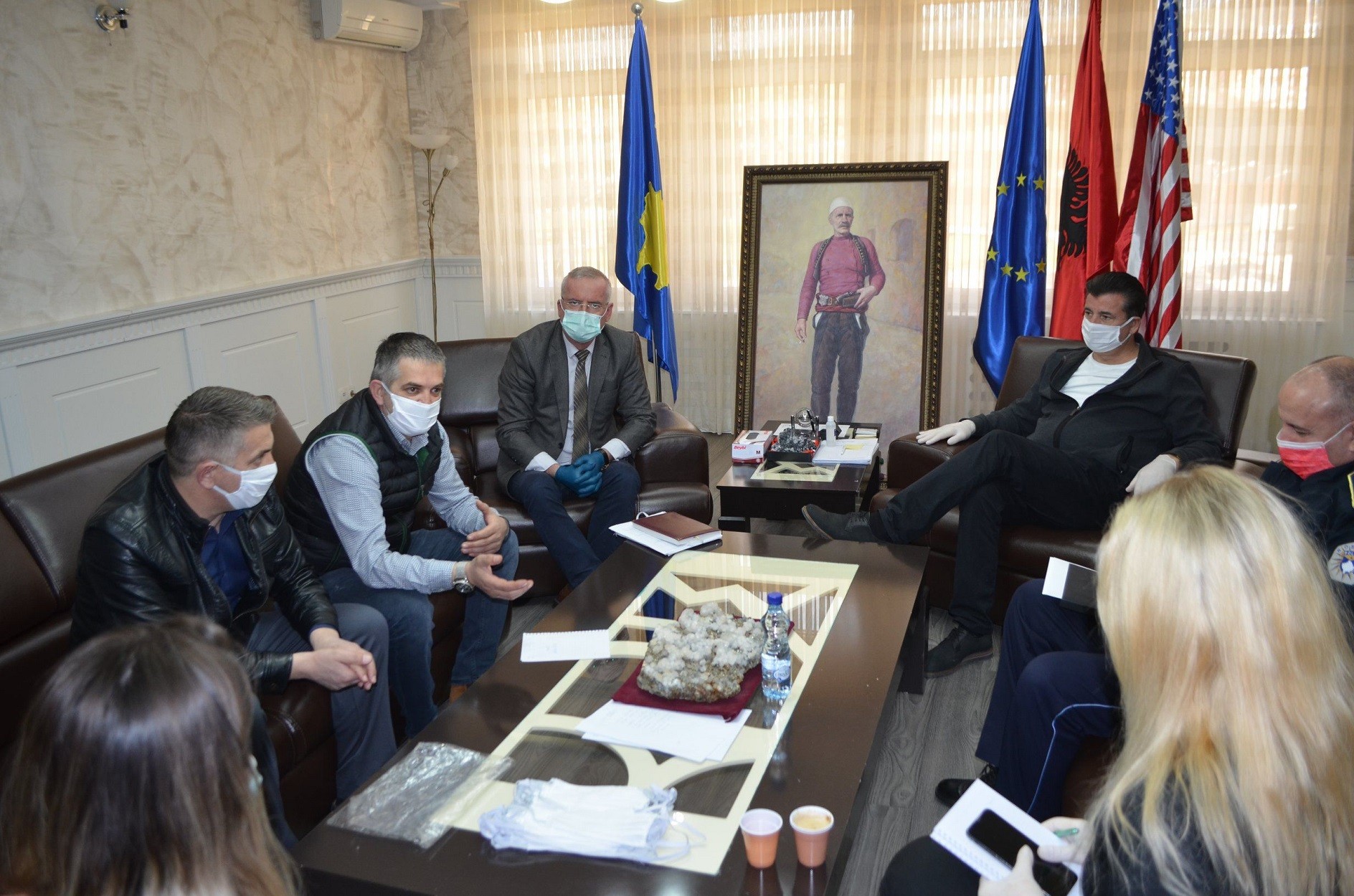 “Euro Tex” do të dhuroj rreth 2000 maska mbrojtëse falas për Mitrovicën