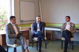 Bahtiri, Jashari e Tahiri te shqetësuar me dezinformatat e disa portaleve