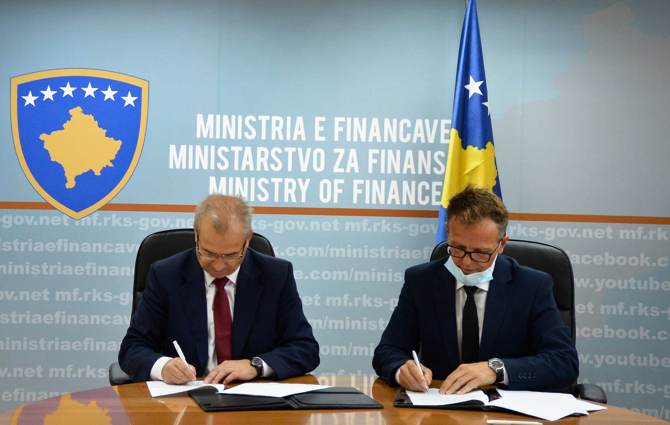 MF dhe FKGK nënshkruan marrëveshje për Fuqizimin e Sektorit Financiar