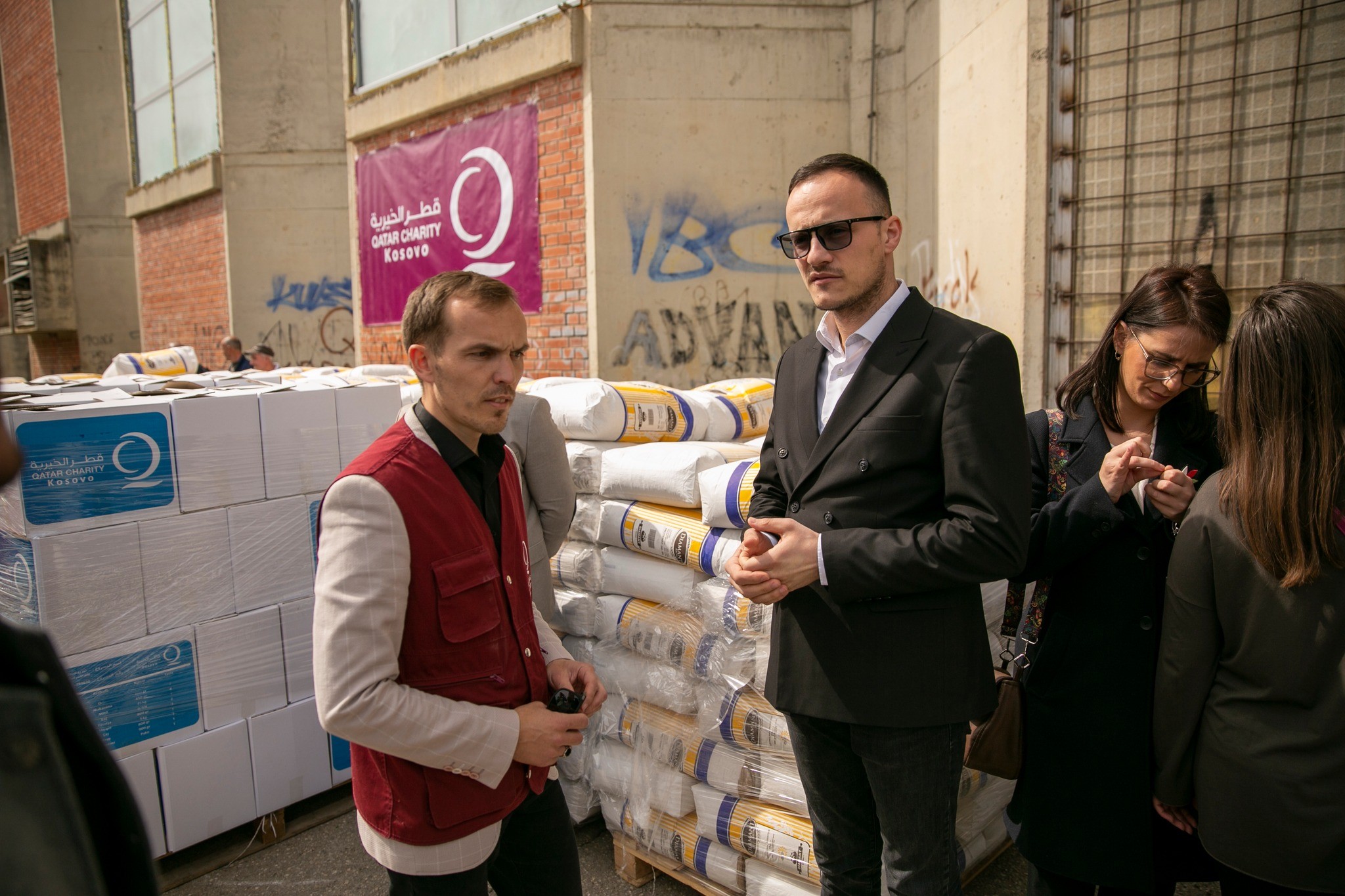 Gjilani dhe Qatar Charity shpërndajnë 400 pako ushqimore për familjet në nevojë