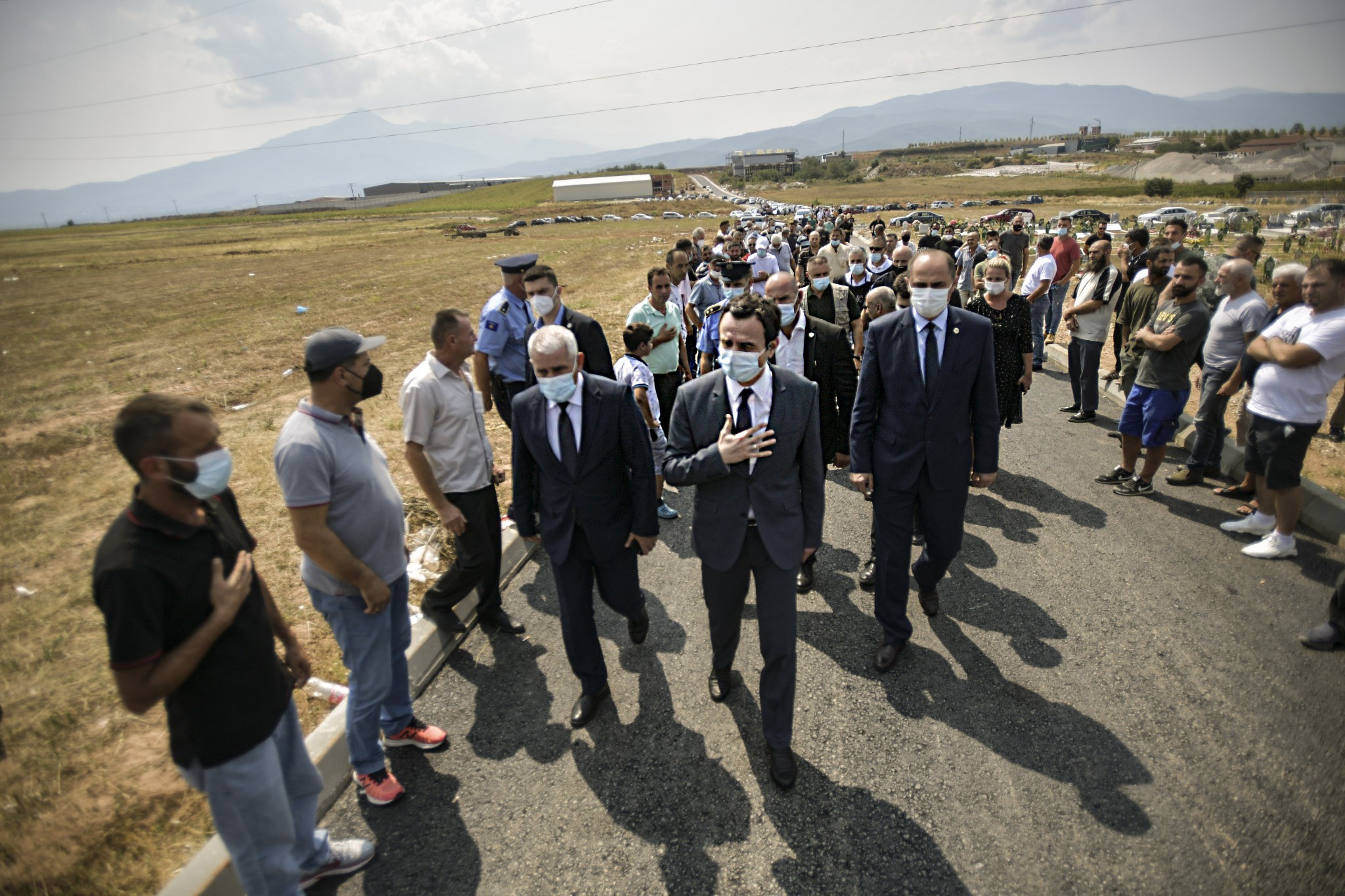 Kurti: Të angazhohemi të gjithë që raste të vrasjes mizore si e Marigona Osmanit të mos e godasin asnjë familje