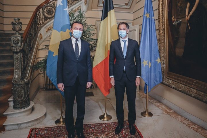 Kryeministri Kurti nis takimet në Bruksel, takon homologun belg