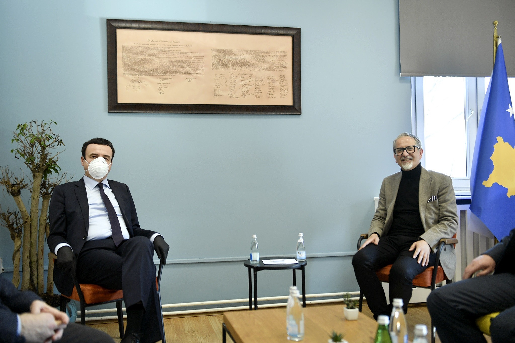 BE nënshkruan kontratën e ndihmës prej 5 milion euro për Kosovën