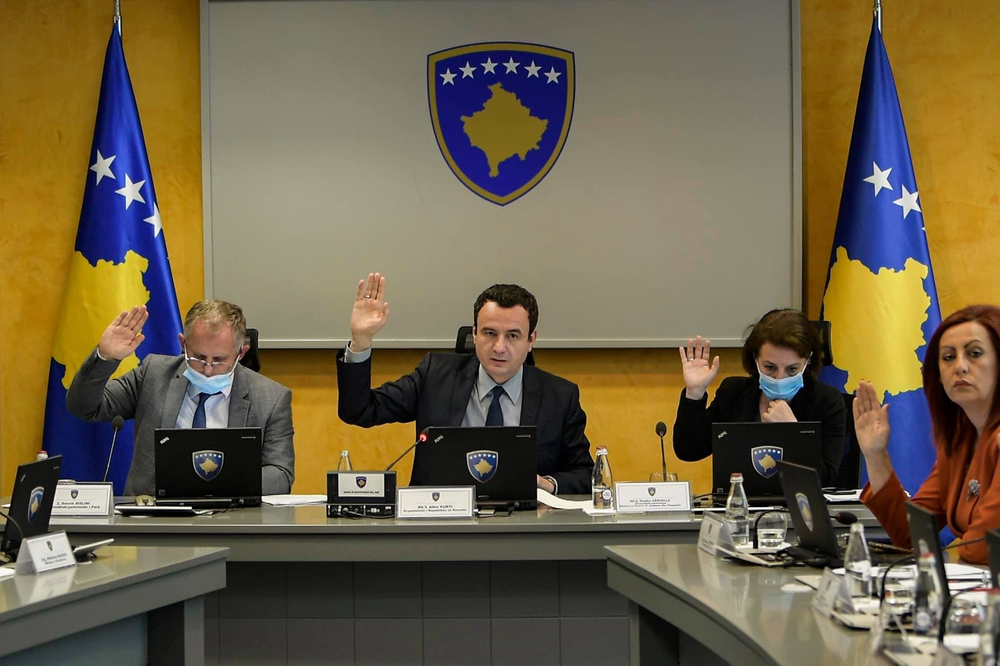 Qeveria miraton pagesën shtesë për punëtorët shëndetësorë