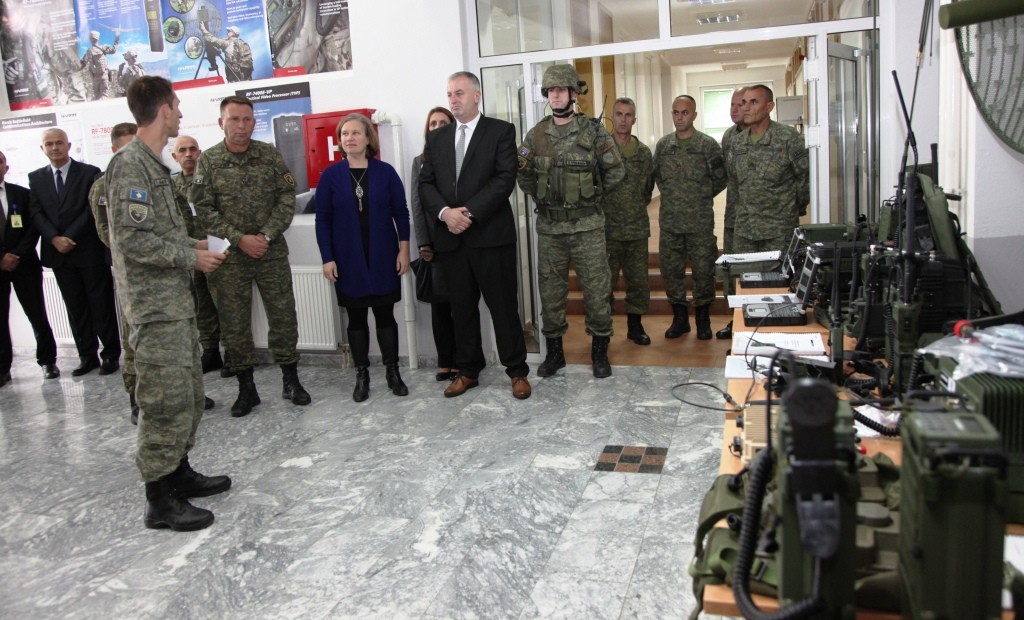 Ambasada e SHBA-ve  i dhuroi FSK-së pajisje në vlerë prej 9.2 milionë dollarë