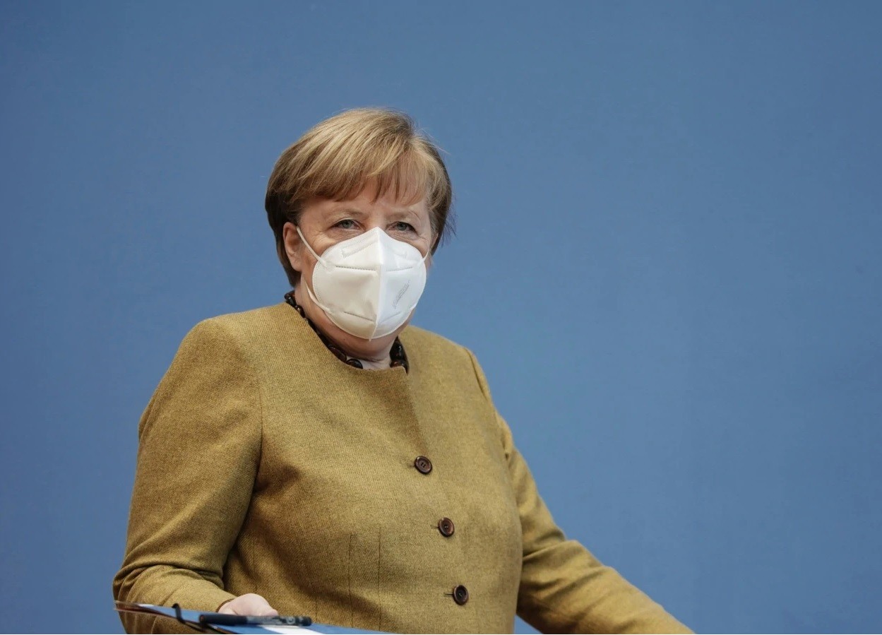Merkel dënon dëbimin "e pajustifikuar" të diplomatëve gjermanë nga Moska
