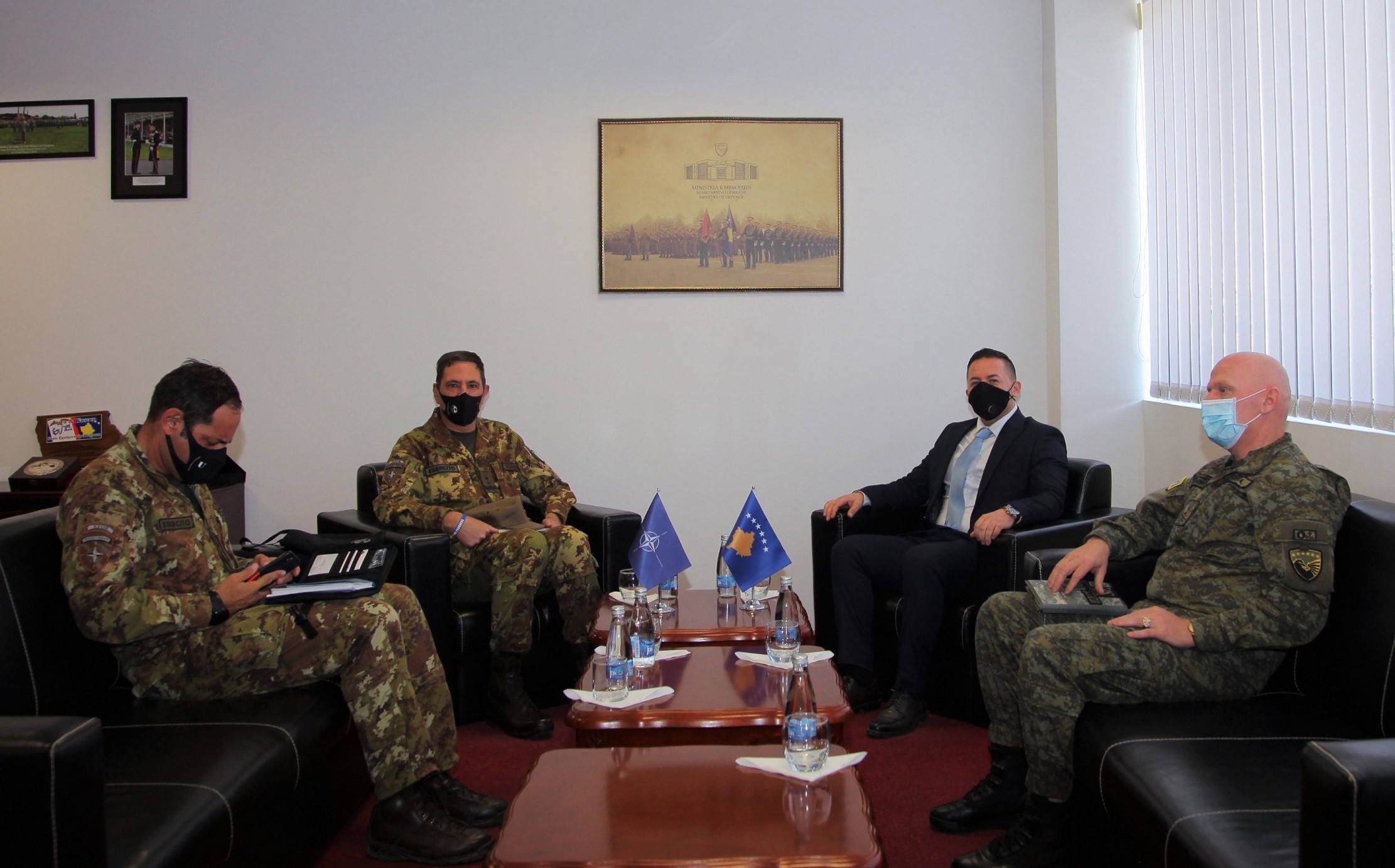 Ministri Mehaj dhe gjeneral major Federici intensifikojnë bashkëpunimin