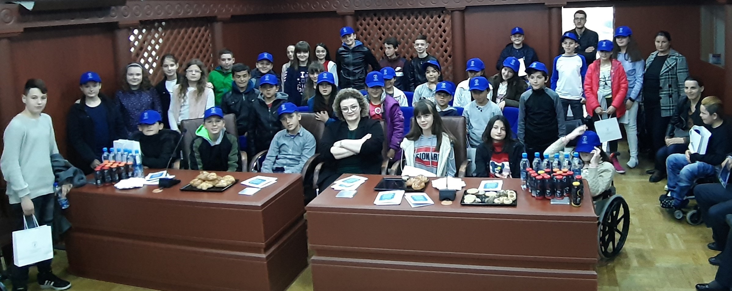 Filloristët vizituan Gjykatën për Ditën e Kushtetutës