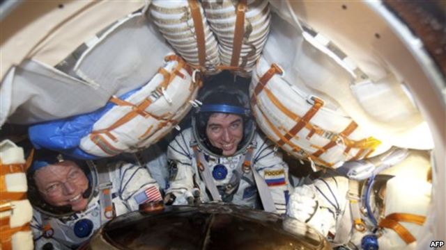 Astronautët do të bëjnë ecje në hapësirë
