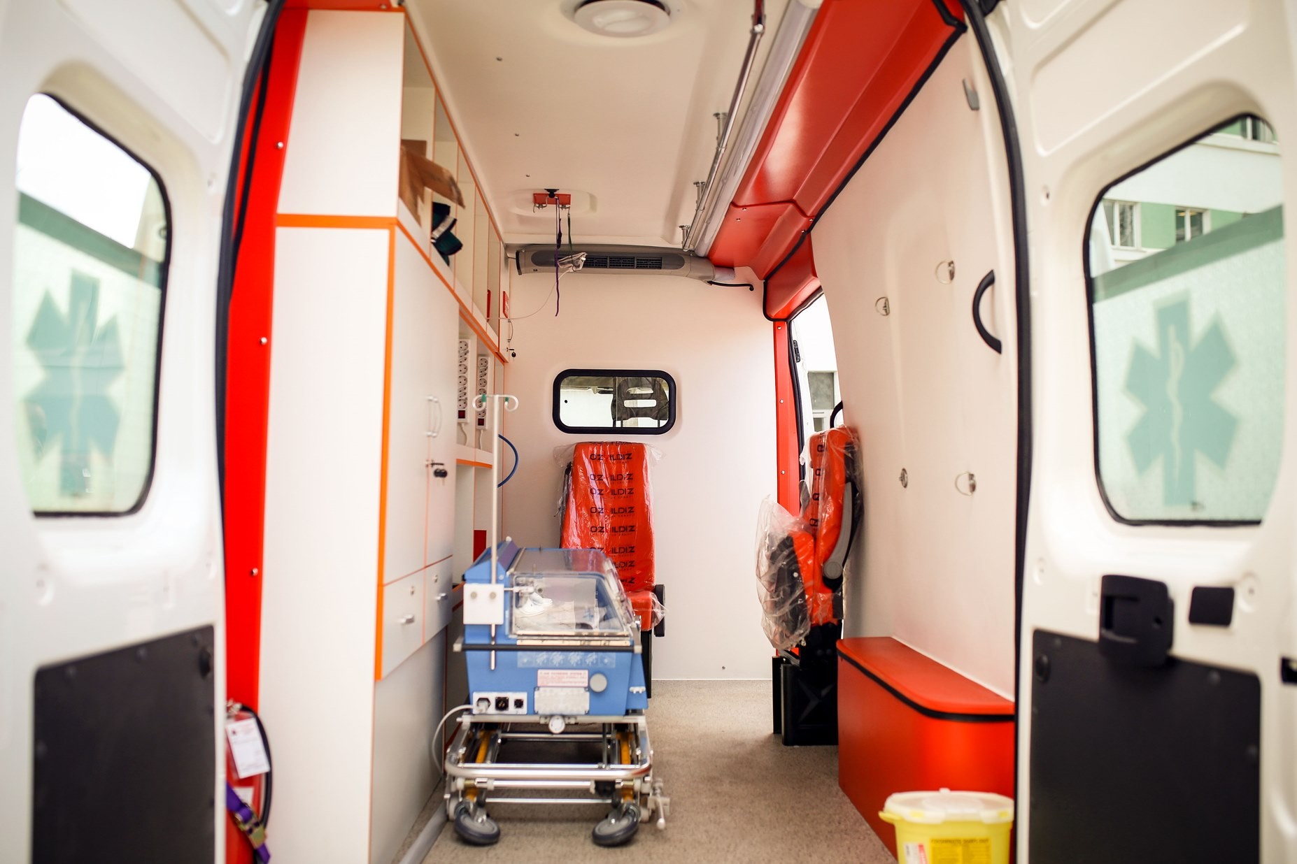 Ministria e Shëndetësisë i dhuron autoambulancë për Neonatologjinë