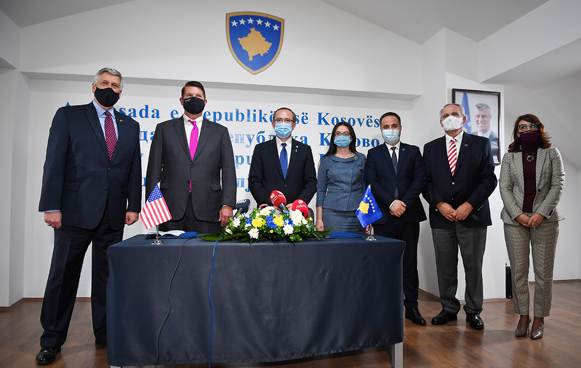 Kosova dhe SHBA nënshkruajnë bashkëpunimin për krijimin e rrjeteve 5G