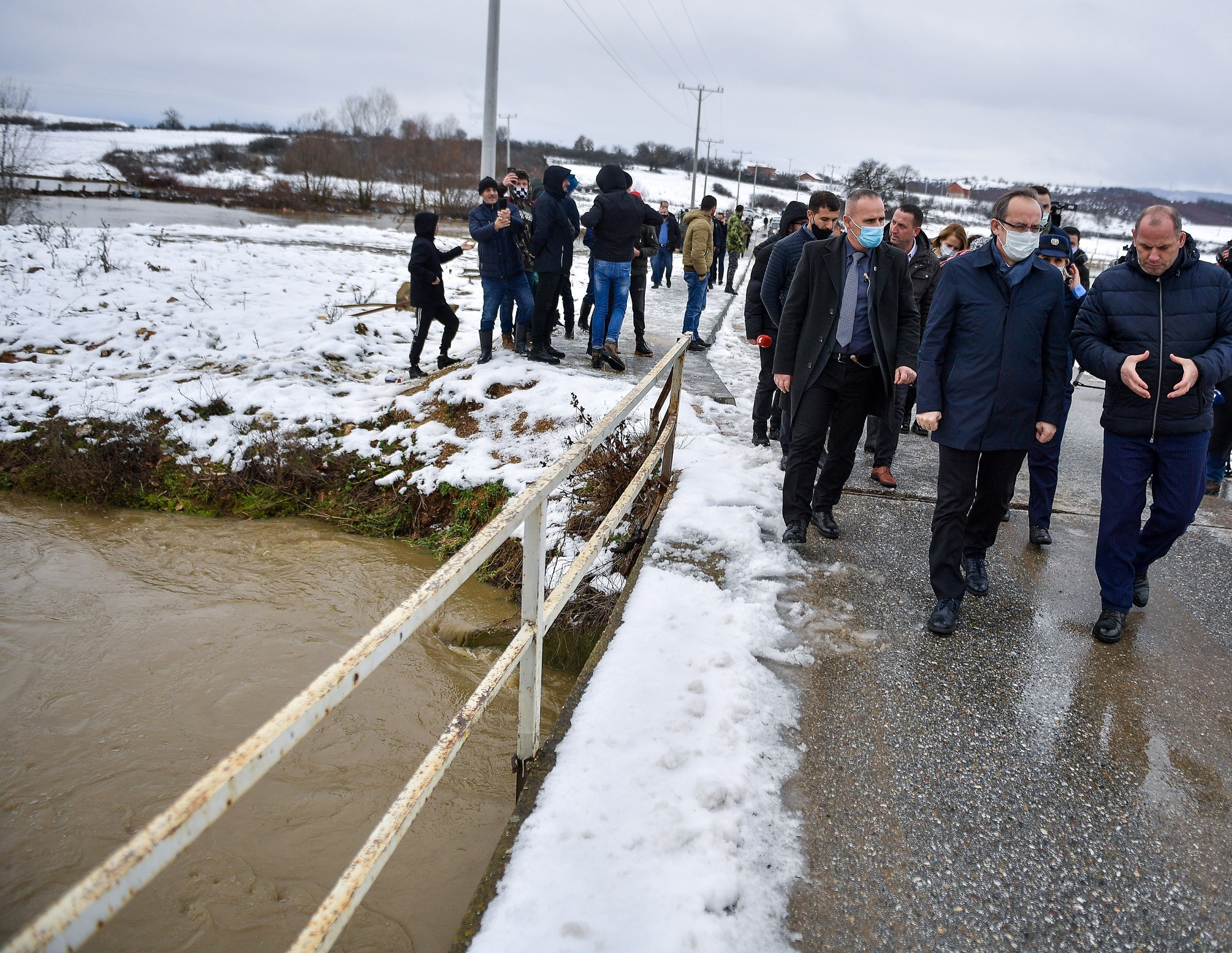 Gjendja nëpër komunat e prekura nga vërshimet është nën kontroll