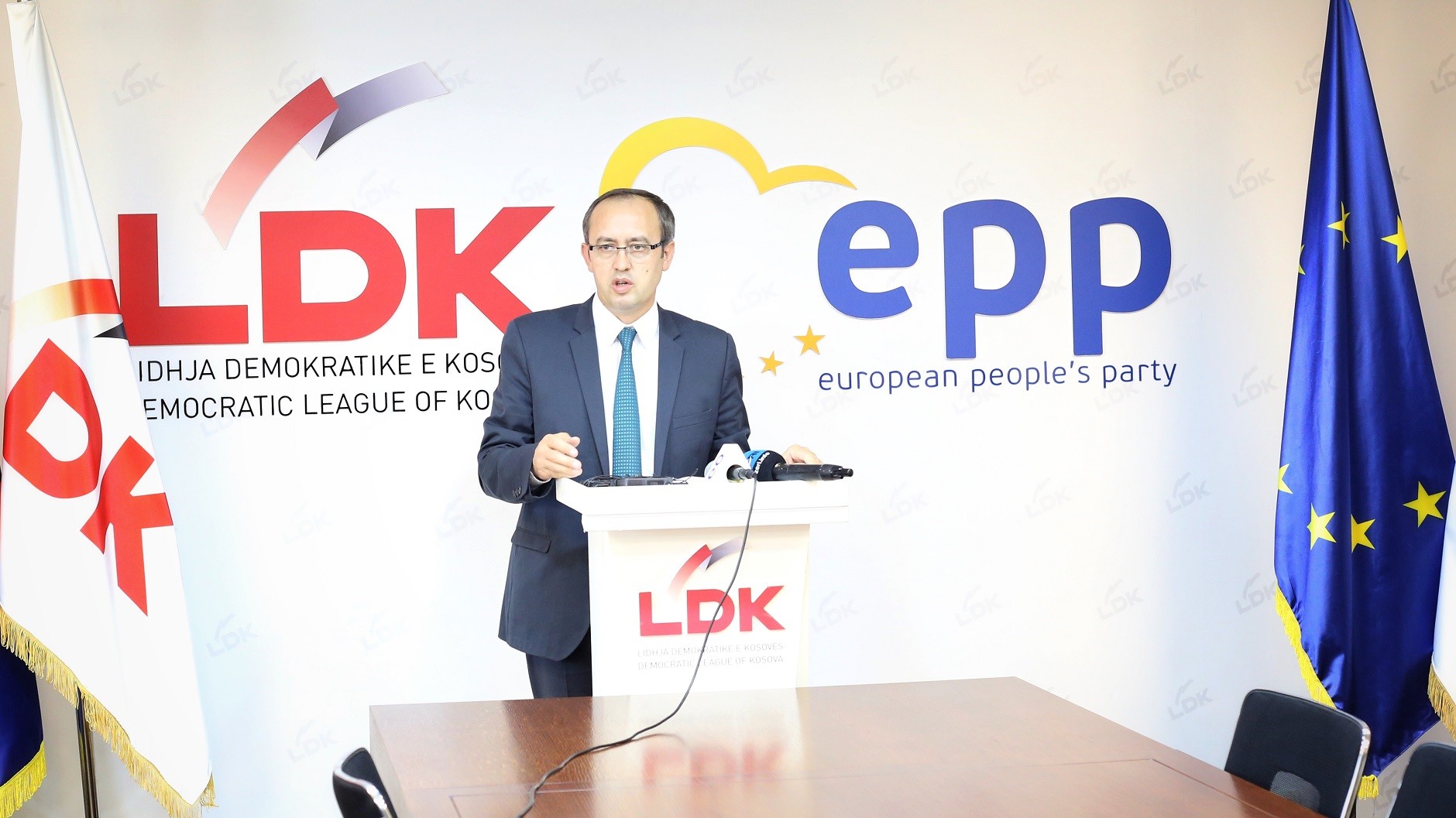 Funksionimi i Kuvendit në pikëpyetje, qeveria nuk ka legjitimitet