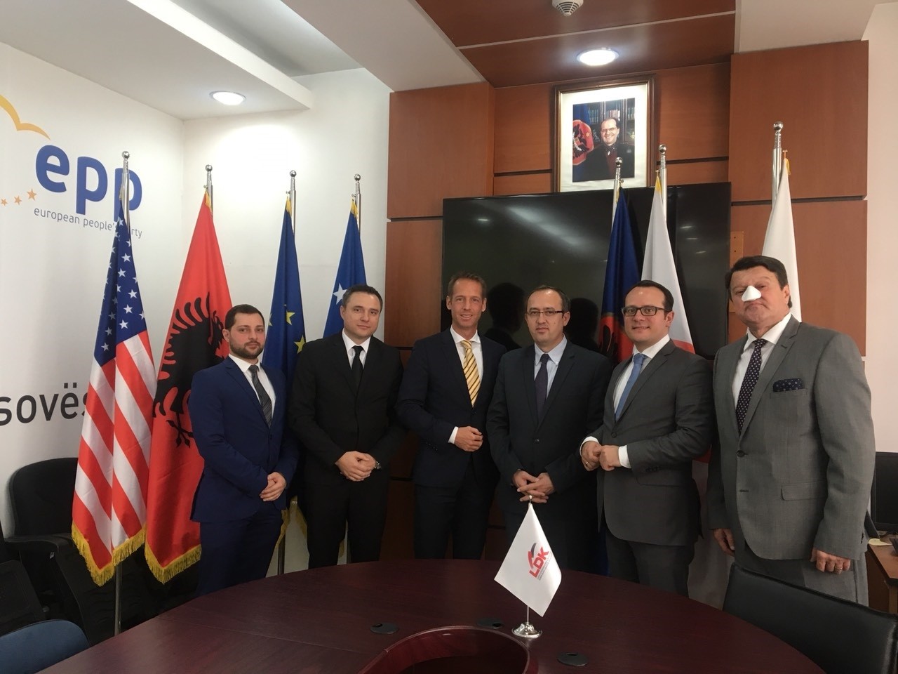 Anëtarët e CDU-së konfirmojn përkrahjen e shtetit gjerman për Kosovën